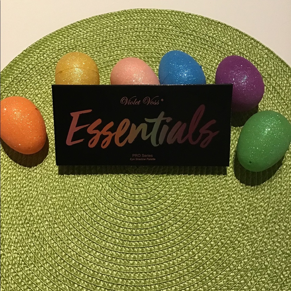 PRO Series Violet Voss eyeshadow palette